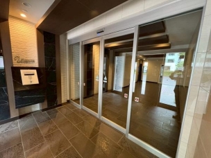 エントランス エントランス